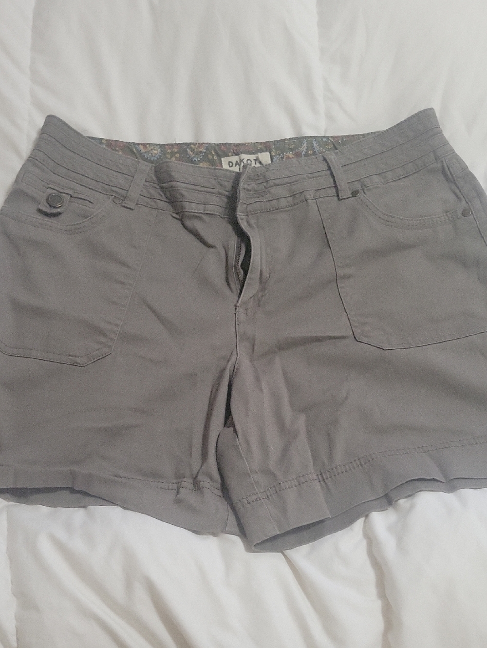 Dakota Women's Gray Utility Jean Shorts